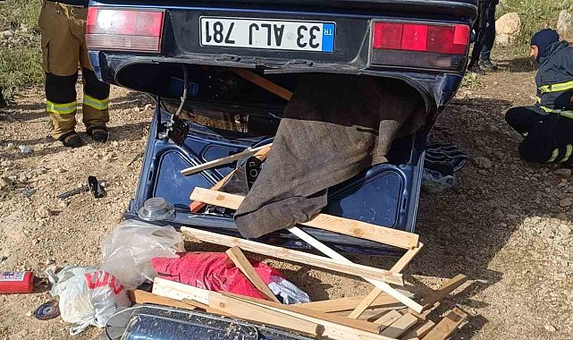 Mardin'de otomobil takla attı: 3 yaşındaki çocuk hayatını kaybetti, anne ve babası yaralandı