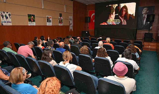 Mersin'de Frankofon Film Festivali, sinemaseverlerle buluştu