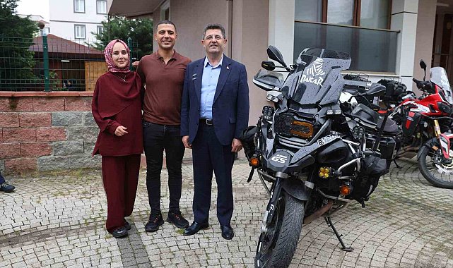 Motosikletle macera dolu Umre yolculuğu