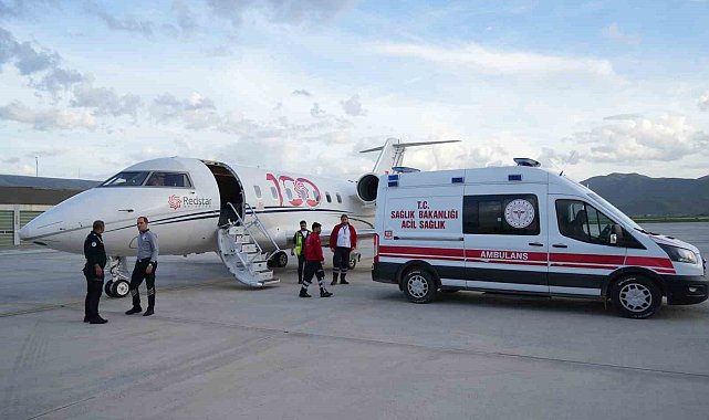 Muş'ta uçak ambulans 7 aylık bebek için havalandı