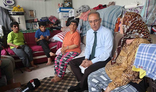 Ömrünü 3 engelli evladına adayan fedakar anne hayat hikayesiyle takdir topladı