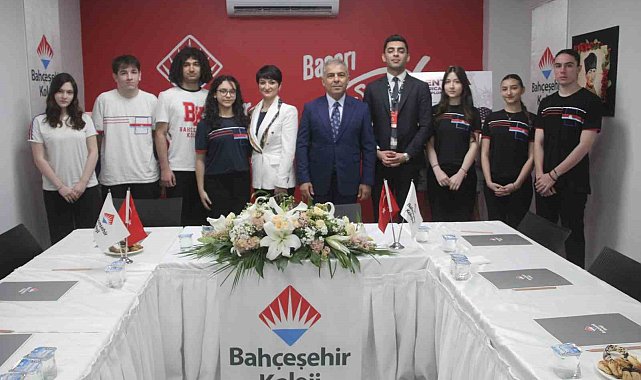 Ordu-Giresun Bahçeşehir Koleji'nden dünya üniversitelerine rekor kabul