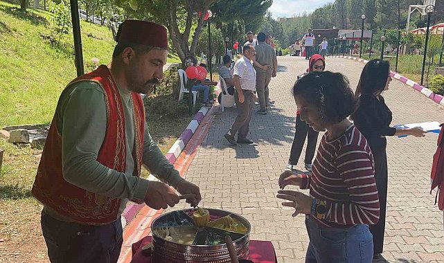 Osmaniye'de engelli bireyler için festival düzenlendi