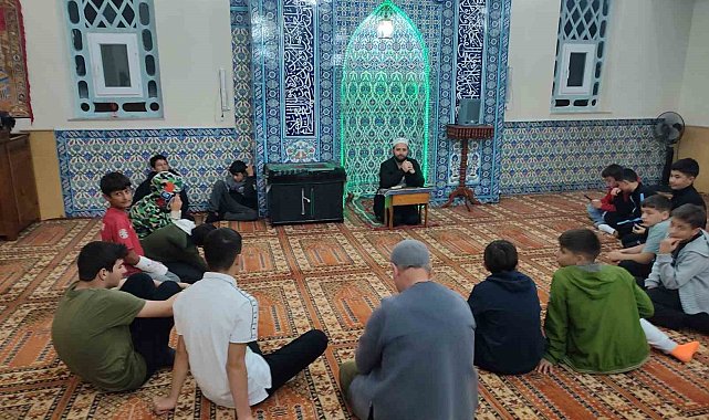 Pazaryeri'nde milli ve manevi değerler konuşuldu