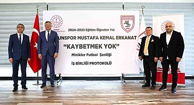 "Mustafa Kemal Erkanat Kaybetmek Yok" Minikler Futbol Şenliği protokolü imzalandı