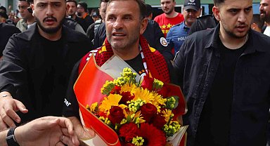 Şampiyon Galatasaray, İzmir'e geldi