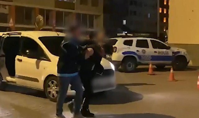 Silahlı gasp yaptılar, 60 kişilik özel ekiple yakalandılar