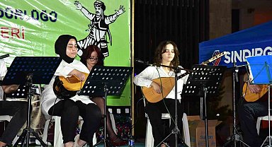 Sındırgı'da "Hayat Boyu Öğrenme Haftası" sergisi açıldı