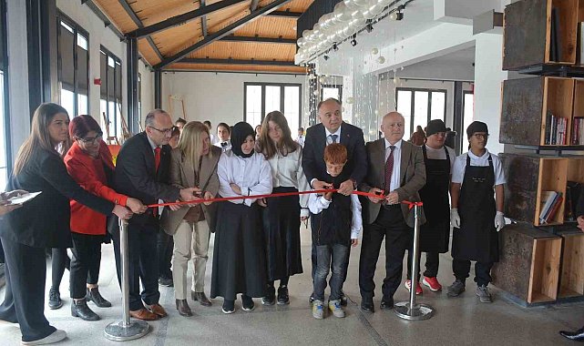 Sinop'ta "Özelim Çocuk Korosu ve Karma Sanat Sergisi"