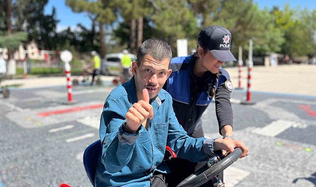 Trafik eğitimiyle hem öğrendiler hem eğlendiler