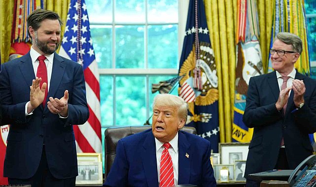 Trump : "İngiltere ile çığır açıcı bir anlaşma imzaladık, yeni bir ekonomik ortaklık çağı başlıyor"