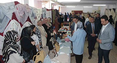 Türkeli'de yıl sonu sergisi