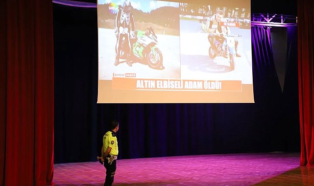 Üniversite öğrencilerine trafik güvenliği eğitimi