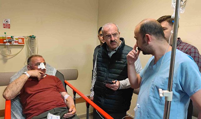 Vali Toraman otobüs kazasında yaralananları ziyaret etti