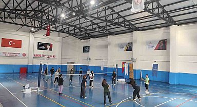 Varto'da voleybol kursuna yoğun ilgi