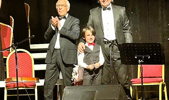 5 yaşındaki ritim ustası Bora 10. konserine hazırlanıyor