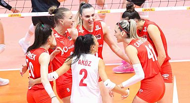 A Milli Kadın Voleybol Takımı, VNL'nin ilk etabı için Çin'e gitti