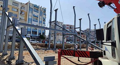 Adnan Menderes Stadyumu yıl sonuna yetişecek