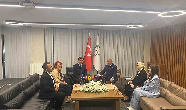 AK Parti'den DEM Parti'ye bayram ziyareti