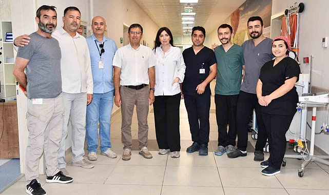 Alanya'da bayramın ilk gününde görev başındaki sağlık çalışanları unutulmadı
