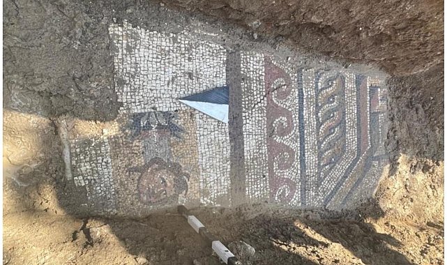 Altyapı çalışmalarında Roma döneminden kalma mozaik bulundu