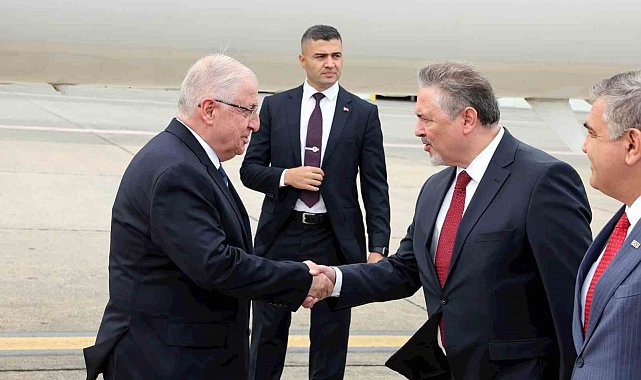 Bakan Güler, Brüksel'deki NATO Karargahını ziyaret etti