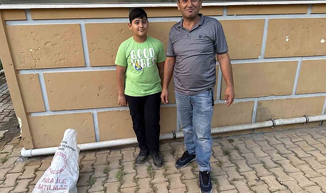 Balık ağıyla kuşu kurtardı