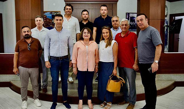 Başkan Gençay turizmcileri ağırladı
