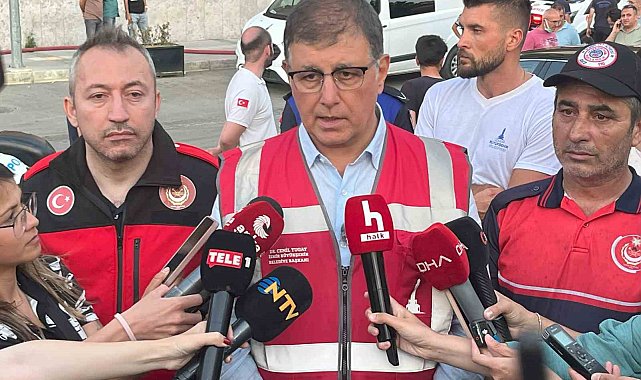 Başkan Tugay: "Yangında herhangi bir yaralanma yok"