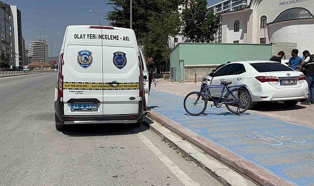 Bisiklet sürücüsünün hayatını kaybettiği kaza kamerada