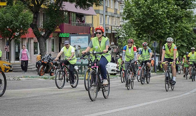 Bisikletliler, farkındalık için pedal çevirdi