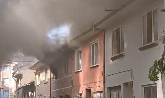 Bursa'da bir daire alevlere teslim oldu