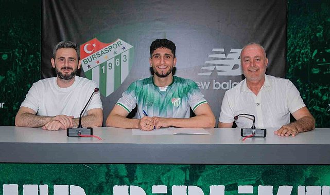 Bursaspor, Emrehan Gedikli ile sözleşme imzaladı