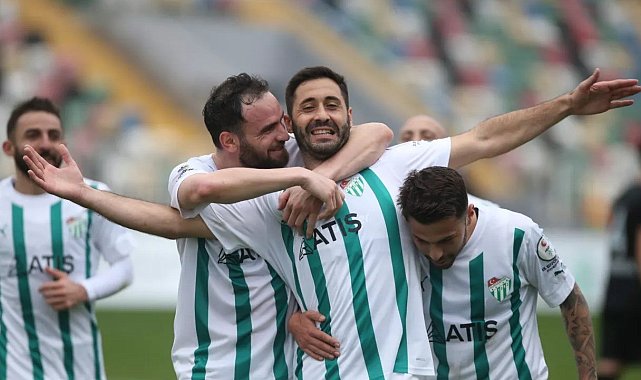 Bursaspor, Tahir Babaoğlu ile yollarını ayırdı