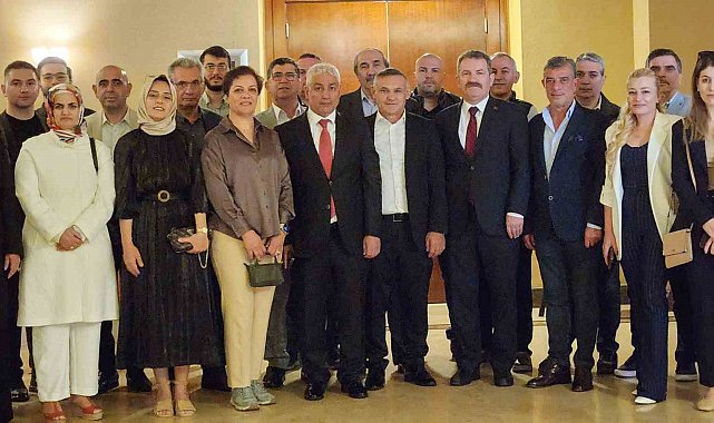 Dadaşlar Düşünce Platformu Başkanı Dr. Mücahit Güngör'den yüksek hızlı tren çağrısı