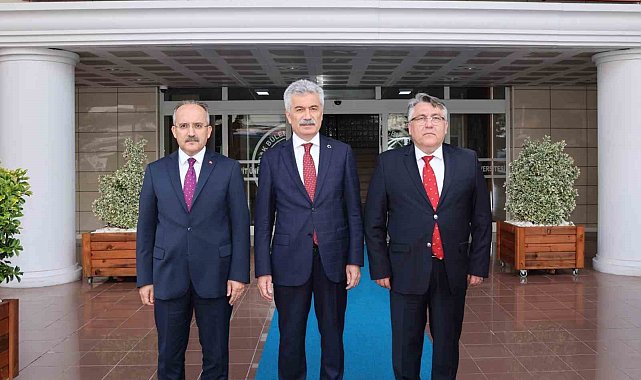 Danıştay Başkanı Yiğit'ten Rektör Özölçer'e ziyaret