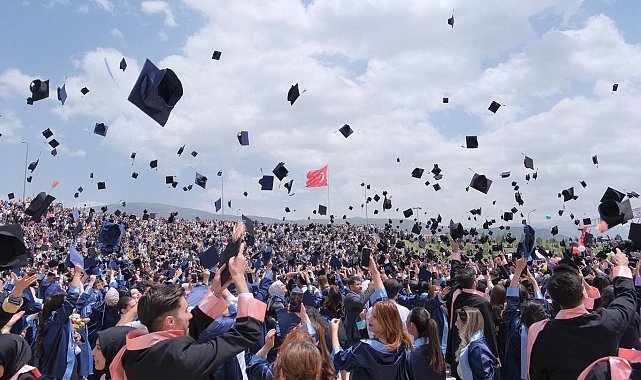 EBYÜ'nün akademik yılı mezuniyet töreni 20 Haziran'da