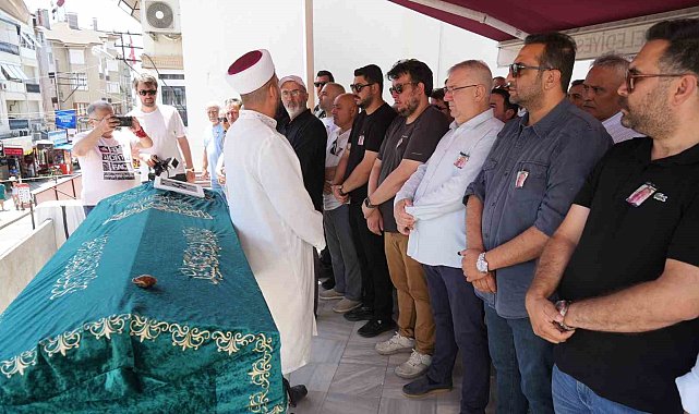 Edremit turizminin öncülerinden Adem Kuşçuoğlu hayatını kaybetti