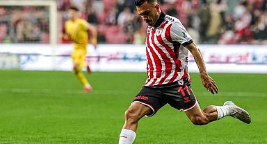Emre Kılınç: "Bu formayla daha yazacak çok hikayemiz var"