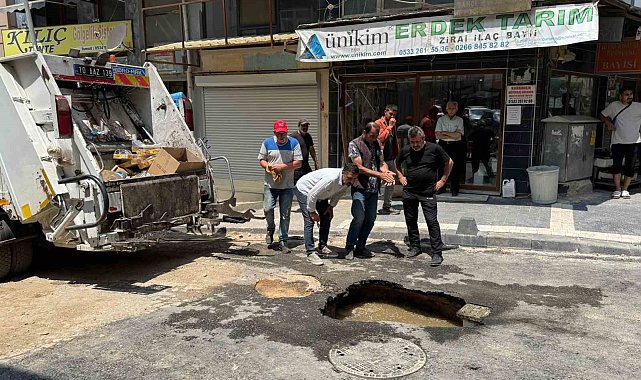 Erdek'te yeni yapılan yol çöktü