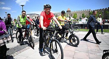 Erzurum'da pedallar sağlıklı hayatlar için çevrildi