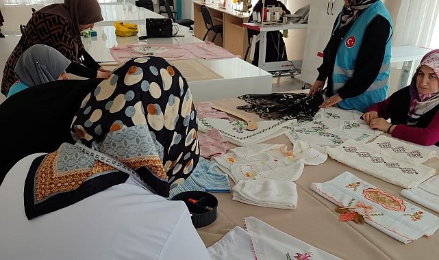 Erzurum'da "İyilik Atölyeleri" gönüllere dokunuyor