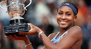 Fransa Açık tek kadınlar finalinde zafer Coco Gauff'un
