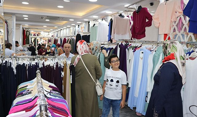 Gaziantep'in tarihi çarşılarında bayram hareketliliği başladı