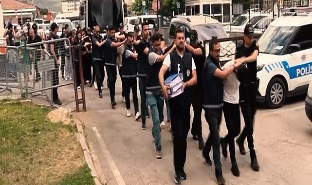 Gaziantep'te fuhuş operasyonu: 13 şüpheli yakalandı, 23 mağdur kurtarıldı