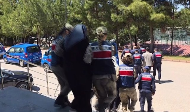 Gaziantep'te sahte-çek senet-nitelikli dolandırıcılık çetesine şafak operasyonu: 5 gözaltı