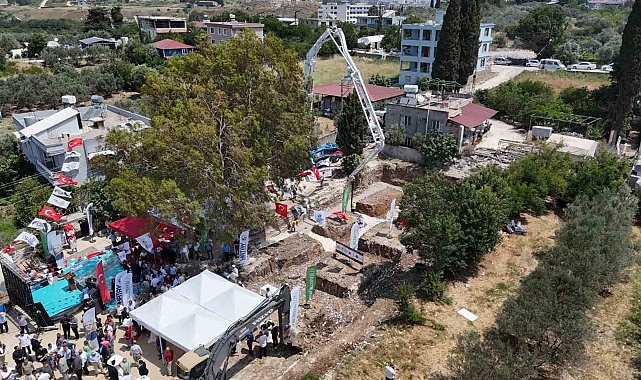 Hatay'a 3 dilde eğitim verecek olan kreşin inşası için temel atıldı