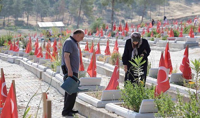 Kahramanmaraş'ta buruk bayramlaşma