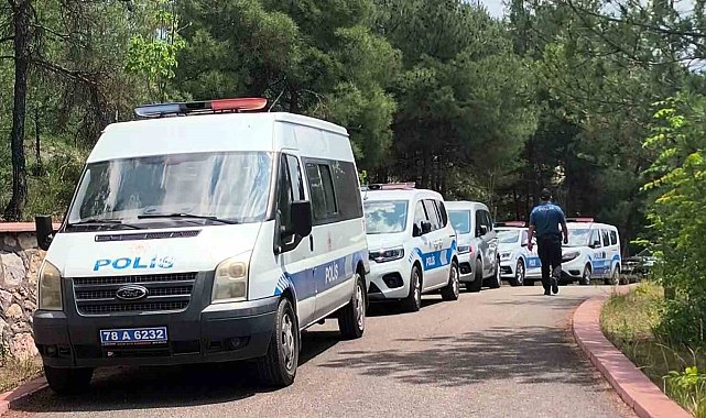 Karabük'te ağaca asılı halde erkek cesedi bulundu