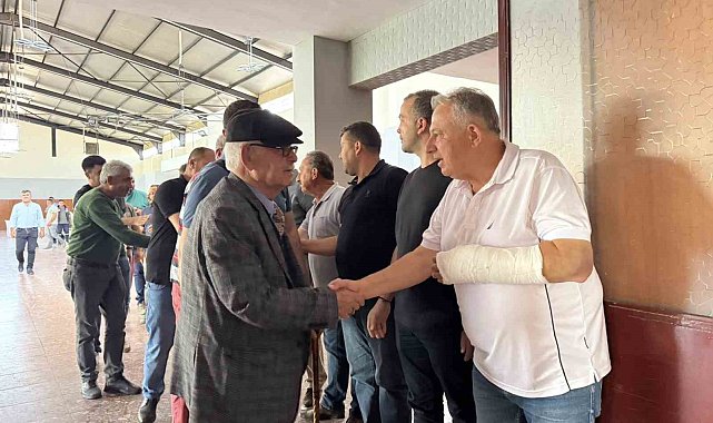 Karacasu bayramlaştı, vatandaşlar bir araya geldi
